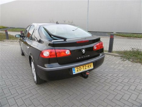 Renault Laguna - 2.0-16V Tech Line - 1