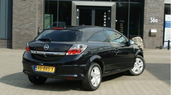 Opel Astra GTC - 1.6 116pk XER Coupe 111-Years Edition - 1