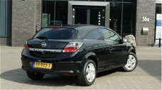 Opel Astra GTC - 1.6 116pk XER Coupe 111-Years Edition