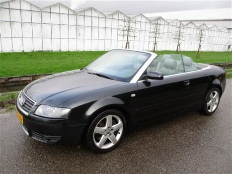 Audi A4 Cabriolet - 2.4 V6 Exclusive Automaat - 1