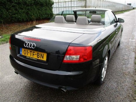 Audi A4 Cabriolet - 2.4 V6 Exclusive Automaat - 1