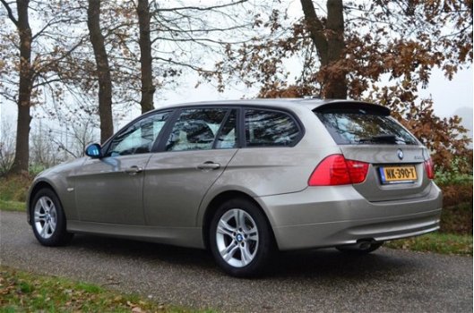 BMW 3-serie Touring - 320d Business Line Style - 1