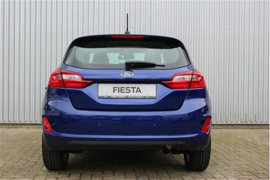 Ford Fiesta - 5D Trend Navigatie, LM-velgen *Private lease v.a. €269, - 1