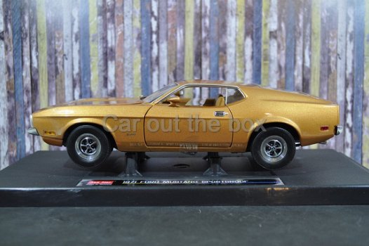 1971 Ford Mustang sportroof goud bruin 1:18 Sunstar - 1
