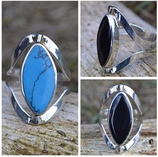 Zilveren ring met peruaanse turquoise en onyx