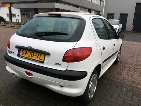 Peugeot 206 - XR 1.4 - 1