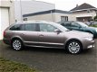 Skoda Superb - 1.8 TSI Elegance Leder Panodaken Navi Clima 1e Eigenaar - 1 - Thumbnail