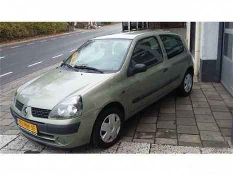 Renault Clio - 1.2 16V Authentique handgeschakeld - 1