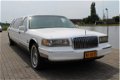 Lincoln Town Car - 4.6 Signature or.NL 132.000km APK t/m 23 AUG. 2020 - 1 - Thumbnail