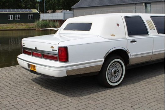 Lincoln Town Car - 4.6 Signature or.NL 132.000km APK t/m 23 AUG. 2020 - 1