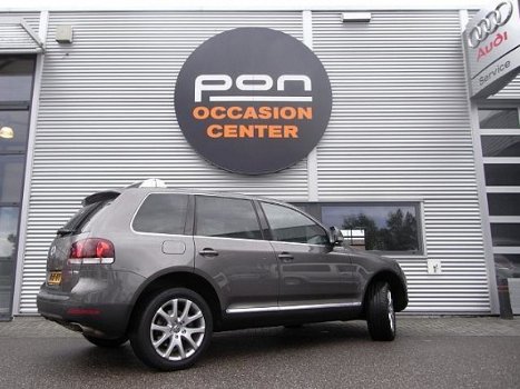 Volkswagen Touareg - 3.0 V6 TDI Highline - 1