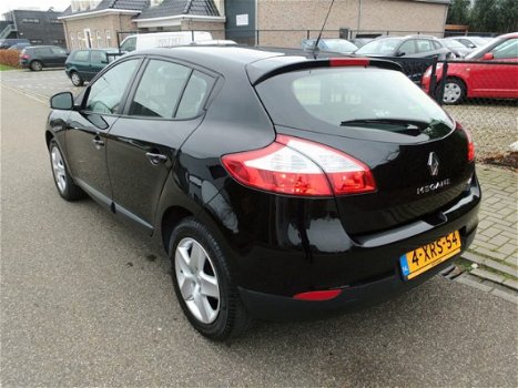 Renault Mégane - 1.5 DCI Expression, BJ`2014, Navigatie, Airco - 1