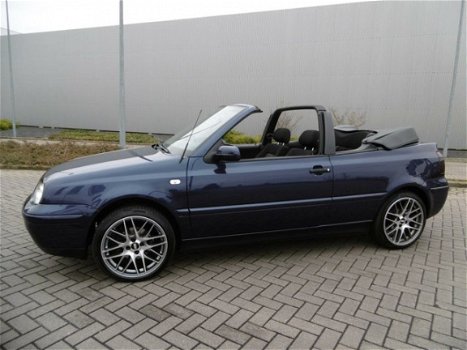 Volkswagen Golf Cabriolet - 1.8 Highline Elektr Dak Nieuwstaat - 1