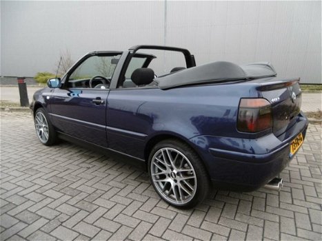 Volkswagen Golf Cabriolet - 1.8 Highline Elektr Dak Nieuwstaat - 1