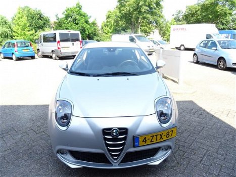 Alfa Romeo MiTo - 1.3JTDm ECO Esclusivo INCL 6MND GARANTIE LMV/NAVI/LEER/PARKPILOT/ELEK - 1