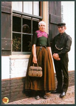 KLEDERDRACHT Oldebroek Gelderland, echtpaar met oorijzerdracht 1880-1970 - Zomerpostzegel - 1