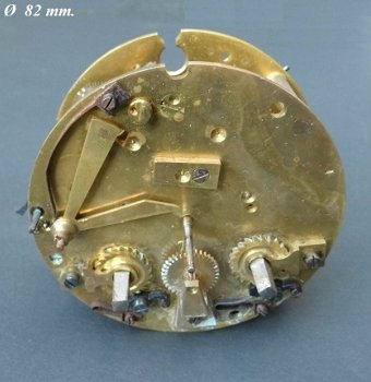 Pendule uurwerk voor onderdelen = VF =35741 - 0