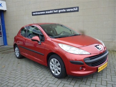 Peugeot 207 - 1.4hdi Airco, luxe uitv.Diesel - 1