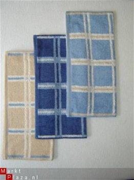 BADHANDDOEK 50x100 (kleur 2) - 4