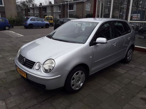 Volkswagen Polo - Polo 1.4 16v trendline 2004 - 1