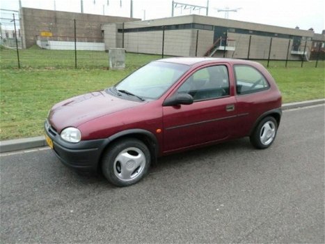 Opel Corsa - 1.4i Joy - 1