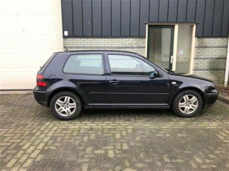 Volkswagen Golf - 1.9 TDI Comfortline| Airco|Trekhaak|Nwe D-riem|Nw APK| - 1