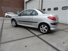 Peugeot 206 CC - 1.6-16V Premium