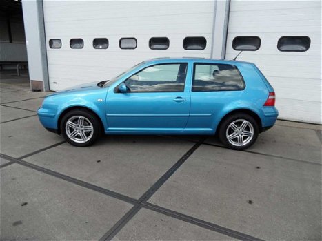 Volkswagen Golf - 1.9 TDI Comfortline - 1