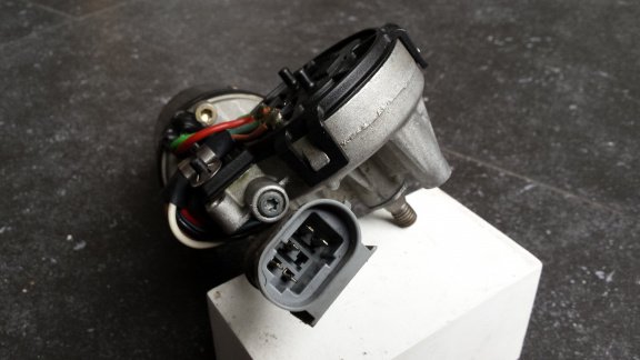 Bosch 0390241352 Cep Renault Megane Scenic Ruitenwissermotor Wischermotor Used - 2