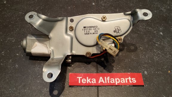 Suzuki Alto III EF Ruitenwissermotor Denso 159100-6872 Wiper motor Used - 2