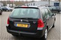 Peugeot 307 Break - 1.6 HDI XS Euro 4 airco, radio cd speler, cruise control, trekhaak - 1 - Thumbnail