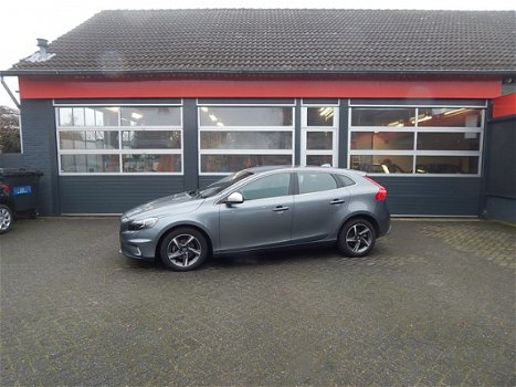 Volvo V40 - 2.0 D2 R-DESIGN BUSINESS - 1