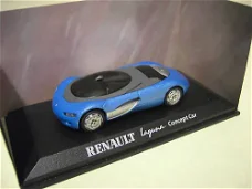 1:43 Norev ref.517985 Renault Laguna Concept Car Paris 1990 blauwmetallic