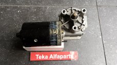 Peugeot 106 Ruitenwissermotor Wiper Motor SWF 403.835 Used