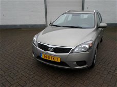 Kia Cee'd - 1e eigenaar 1.6 CRDI X-TRA airco - navigatie