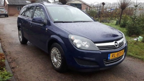 Opel Astra Wagon - 1.4 111years Edition airco cruise control - 1