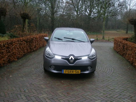 Renault Clio - 1.5 dCi Expression Renault Clio 1.5 DCI Expression - 1