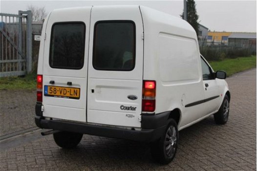 Ford Courier - 1.8 Peter Mulder JR Emmer-Compascuum - 1