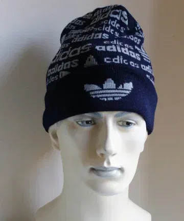 Muts - one size - Adidas - nr. 1