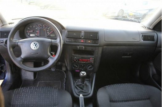 Volkswagen Golf - 1.4-16V radio cd speler, trekhaak - 1