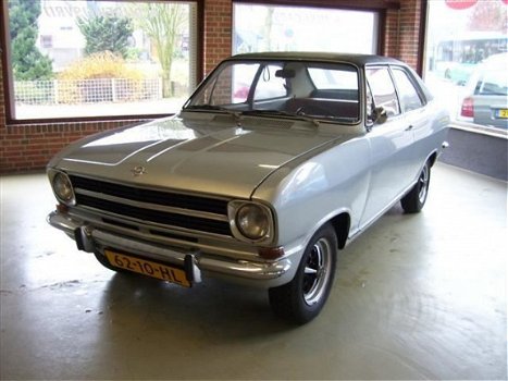 Opel Kadett - 1.2S LS Coupe - 1