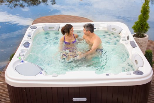 jacuzzi everest deluxe - 2