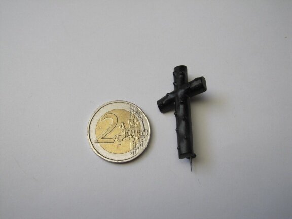 Broche antieke rouwbroche crucifix van zwart hout / GIT jaren 20. - nr. 1