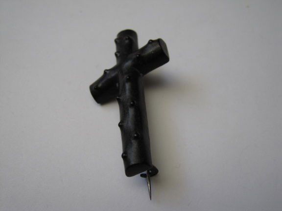 Broche antieke rouwbroche crucifix van zwart hout / GIT jaren 20. - Afbeelding 8
