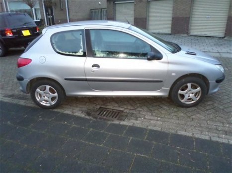 Peugeot 206 - 1.9 XRD - 1