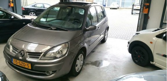 Renault Scénic - 1.6-16V Business Line - Navi - Pano - Xenon - Tel - 1