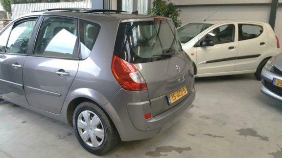 Renault Scénic - 1.6-16V Business Line - Navi - Pano - Xenon - Tel - 1