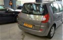 Renault Scénic - 1.6-16V Business Line - Navi - Pano - Xenon - Tel - 1 - Thumbnail