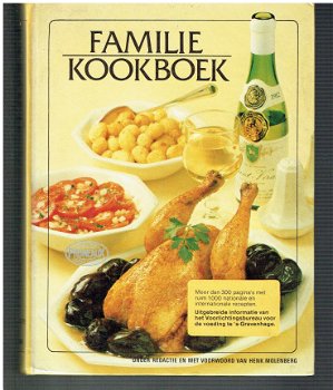 Familie kookboek onder red. van Henk Molenberg - 1