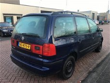 Volkswagen Sharan - 1.9 TDI 115pk 7-persoons